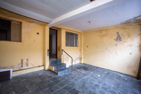 Casa à venda com 304m², 3 quartos e 4 vagasGaragem