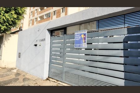 Casa à venda com 90m², 4 quartos e 2 vagasFachada