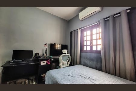 Casa à venda com 90m², 4 quartos e 2 vagasQuarto 2