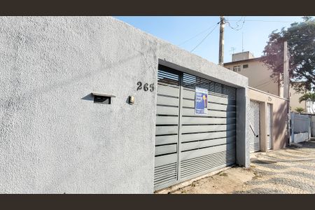 Casa à venda com 90m², 4 quartos e 2 vagasFachada