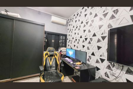 Casa à venda com 90m², 4 quartos e 2 vagasQuarto 4