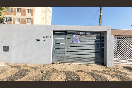 Casa à venda com 90m², 4 quartos e 2 vagasFachada