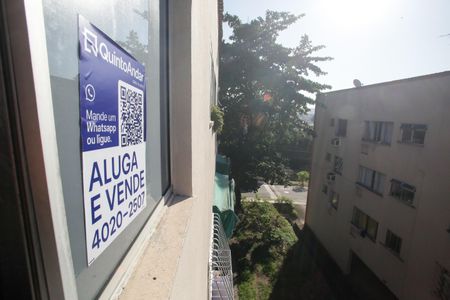 Apartamento para alugar com 66m², 2 quartos e 2 vagasPlaca