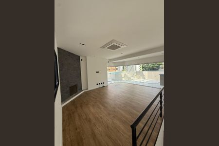 Apartamento à venda com 220m², 3 quartos e 3 vagas Apartamento à venda com 220m², 3 quartos e 3 vagasFoto 12
