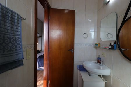 Casa à venda com 150m², 3 quartos e 3 vagasBanheiro da Suíte