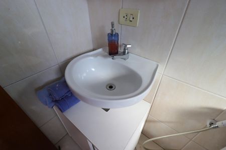 Casa à venda com 150m², 3 quartos e 3 vagasBanheiro da Suíte