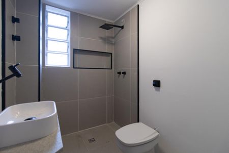Apartamento à venda com 67m², 2 quartos e sem vaga Apartamento à venda com 67m², 2 quartos e sem vagaBanheiro