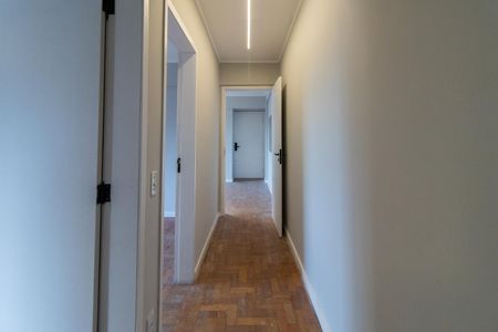 Apartamento à venda com 67m², 2 quartos e sem vaga Apartamento à venda com 67m², 2 quartos e sem vagaCorredor