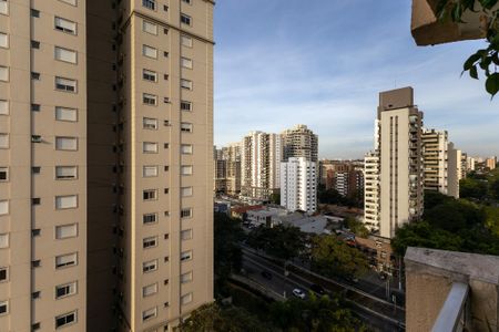 Apartamento para alugar com 119m², 2 quartos e 2 vagasVista/Sacada/Sala