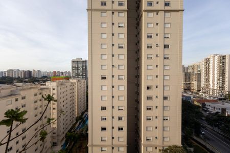 Apartamento para alugar com 119m², 2 quartos e 2 vagasVista/Sacada/Sala