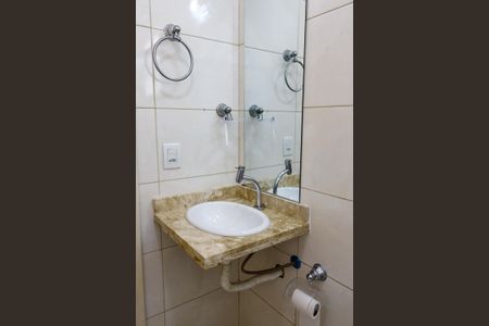 Casa à venda com 179m², 3 quartos e 4 vagas Casa à venda com 179m², 3 quartos e 4 vagasBanheiro da Suíte 2