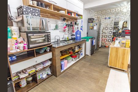 Casa à venda com 120m², 3 quartos e 1 vaga Casa à venda com 120m², 3 quartos e 1 vagaCozinha