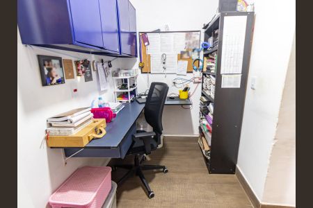 Casa à venda com 120m², 3 quartos e 1 vaga Casa à venda com 120m², 3 quartos e 1 vagaEscritório