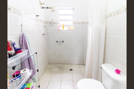 Casa à venda com 120m², 3 quartos e 1 vaga Casa à venda com 120m², 3 quartos e 1 vagaBanheiro