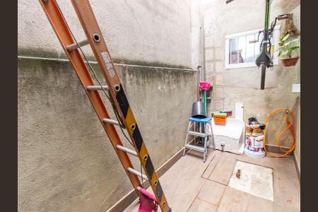 Casa à venda com 120m², 3 quartos e 1 vaga Casa à venda com 120m², 3 quartos e 1 vagaJardim de Inverno