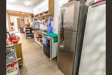 Casa à venda com 120m², 3 quartos e 1 vaga Casa à venda com 120m², 3 quartos e 1 vagaCozinha