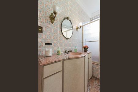 Apartamento à venda com 120m², 4 quartos e 1 vagaBanheiro 2