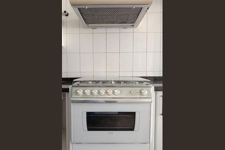 Apartamento à venda com 338m², 4 quartos e 3 vagas Apartamento à venda com 338m², 4 quartos e 3 vagasCozinha