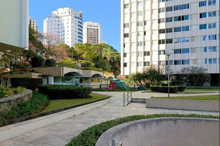 Apartamento à venda com 338m², 4 quartos e 3 vagas Apartamento à venda com 338m², 4 quartos e 3 vagasÁrea comum