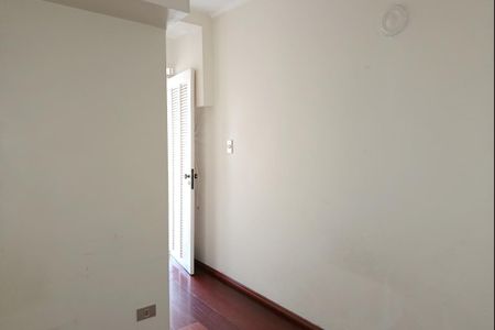 Apartamento à venda com 338m², 4 quartos e 3 vagas Apartamento à venda com 338m², 4 quartos e 3 vagasÁrea de Serviço