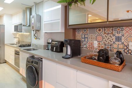 Apartamento à venda com 72m², 2 quartos e 2 vagas Apartamento à venda com 72m², 2 quartos e 2 vagasCozinha e Área de Serviço