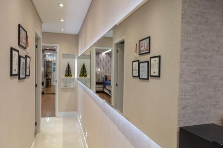 Apartamento à venda com 72m², 2 quartos e 2 vagas Apartamento à venda com 72m², 2 quartos e 2 vagasCorredor
