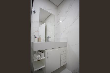 Casa à venda com 360m², 4 quartos e 3 vagasBanheiro Social