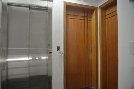 Apartamento à venda com 123m², 2 quartos e 2 vagasElevador