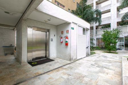 Apartamento à venda com 24m², 1 quarto e sem vagaÁrea comum