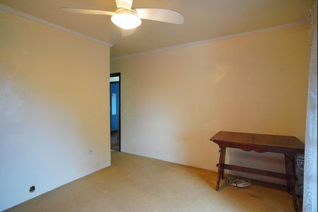 Casa à venda com 200m², 3 quartos e 3 vagasSuíte - Segundo Andar