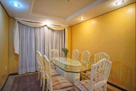 Casa à venda com 200m², 3 quartos e 3 vagasSala de Jantar