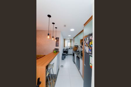 Apartamento à venda com 75m², 3 quartos e 2 vagasCozinha