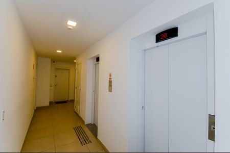 Apartamento à venda com 75m², 3 quartos e 2 vagasHall de entrada