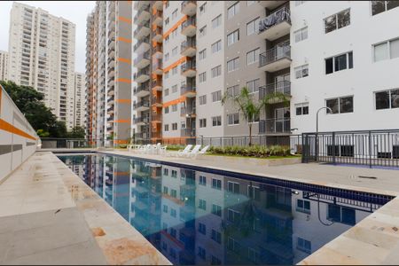 Apartamento à venda com 75m², 3 quartos e 2 vagasÁrea comum - Piscina