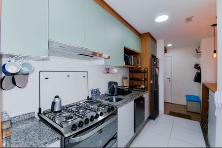 Apartamento à venda com 75m², 3 quartos e 2 vagasCozinha