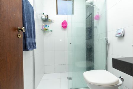 Apartamento à venda com 124m², 4 quartos e 2 vagas Apartamento à venda com 124m², 4 quartos e 2 vagasBanheiro