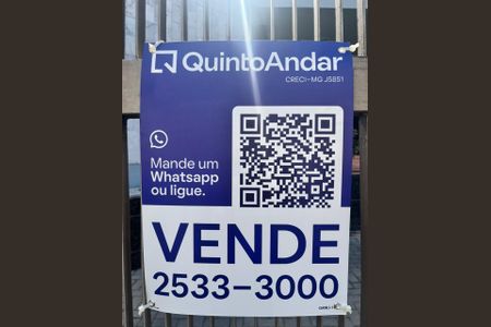 Apartamento à venda com 124m², 4 quartos e 2 vagas Apartamento à venda com 124m², 4 quartos e 2 vagasPlaquinha