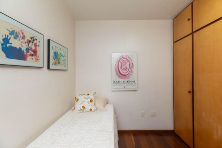 Apartamento à venda com 124m², 4 quartos e 2 vagas Apartamento à venda com 124m², 4 quartos e 2 vagasQuarto 2