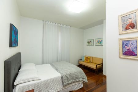 Apartamento à venda com 124m², 4 quartos e 2 vagas Apartamento à venda com 124m², 4 quartos e 2 vagasQuarto 3