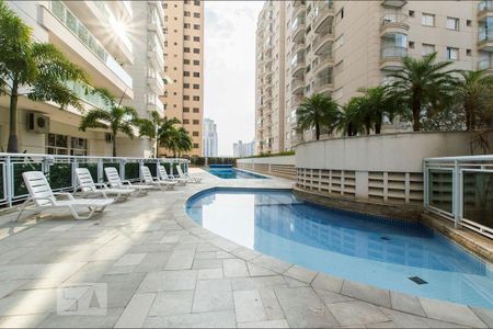 Apartamento para alugar com 232m², 3 quartos e 3 vagas Apartamento para alugar com 232m², 3 quartos e 3 vagasÁrea comum