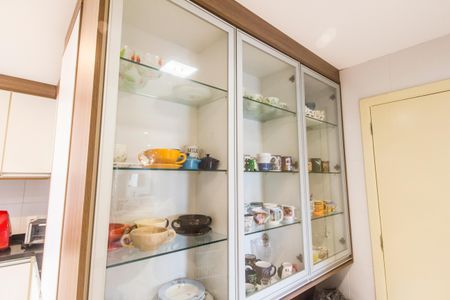 Apartamento para alugar com 232m², 3 quartos e 3 vagas Apartamento para alugar com 232m², 3 quartos e 3 vagasCozinha