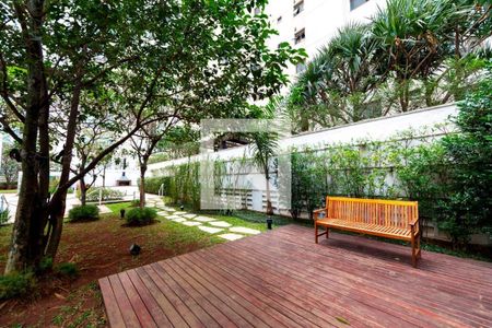 Apartamento para alugar com 232m², 3 quartos e 3 vagas Apartamento para alugar com 232m², 3 quartos e 3 vagasÁrea comum