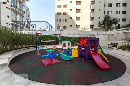 Apartamento para alugar com 232m², 3 quartos e 3 vagas Apartamento para alugar com 232m², 3 quartos e 3 vagasÁrea comum