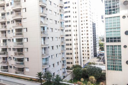 Apartamento para alugar com 232m², 3 quartos e 3 vagas Apartamento para alugar com 232m², 3 quartos e 3 vagasVista da Varanda