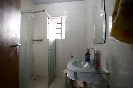 Casa à venda com 120m², 3 quartos e 1 vagaBanheiro 2