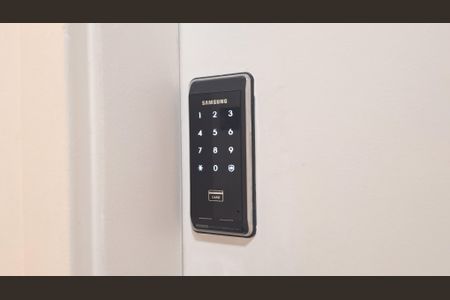 Apartamento à venda com 83m², 2 quartos e 2 vagasFechadura eletrônica