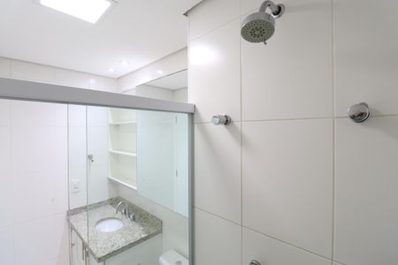 Apartamento à venda com 83m², 2 quartos e 2 vagasBanheiro Social