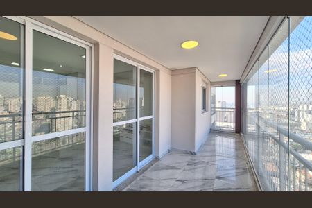 Apartamento à venda com 83m², 2 quartos e 2 vagasVaranda