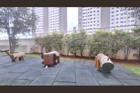 Apartamento à venda com 83m², 2 quartos e 2 vagasÁrea comum - Playground
