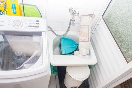 Apartamento à venda com 60m², 3 quartos e 1 vagaÁrea de Serviço